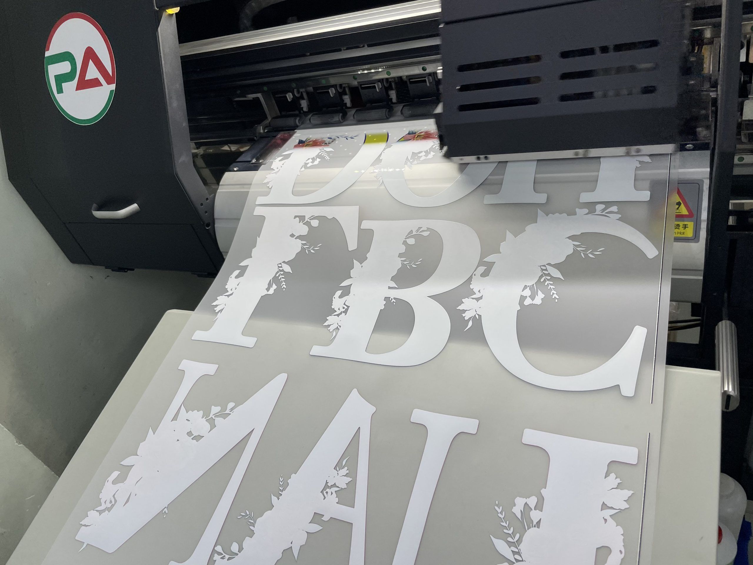 in pet gia công in pet gia công